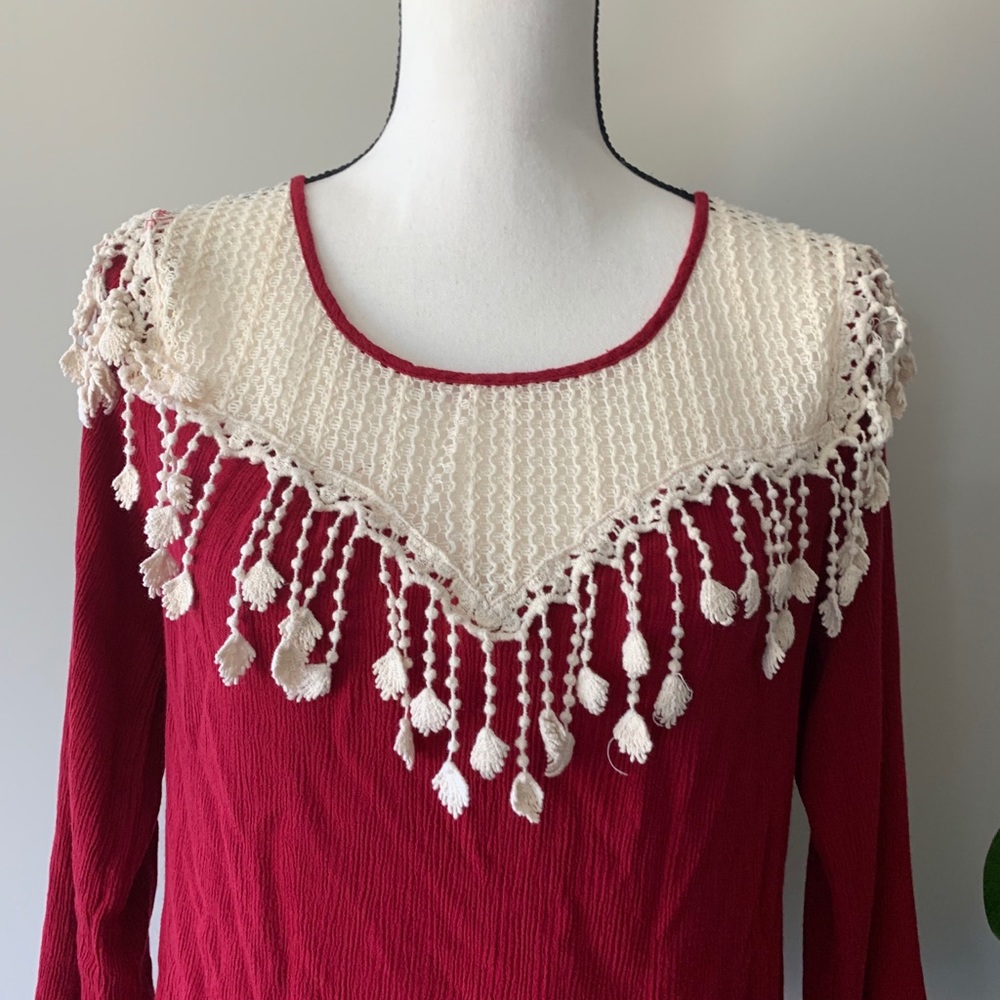 Entro size large long sleeve shirt with crochet - Picture 2 of 7